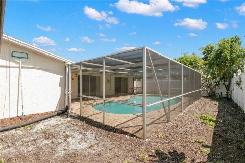 Casa en alquiler en Port Richey, Florida, 3 dormitorios, 136.38 m2 № 1908412 - foto 17