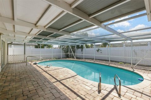 Casa en alquiler en Port Richey, Florida, 3 dormitorios, 136.38 m2 № 1908412 - foto 16
