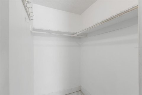 Casa en alquiler en Port Richey, Florida, 3 dormitorios, 136.38 m2 № 1908412 - foto 23