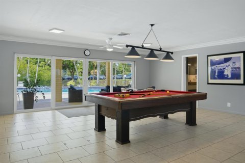 Copropriété à vendre à Wilton Manors, Floride: 2 chambres, 109.62 m2 № 2249995 - photo 23