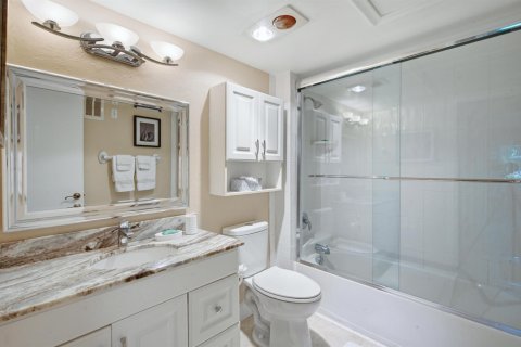 Copropriété à vendre à Wilton Manors, Floride: 2 chambres, 109.62 m2 № 2249995 - photo 16