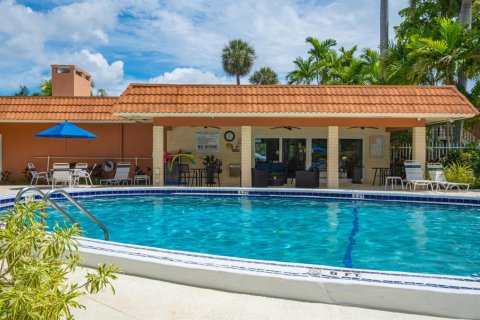 Copropriété à vendre à Wilton Manors, Floride: 2 chambres, 109.62 m2 № 2249995 - photo 19