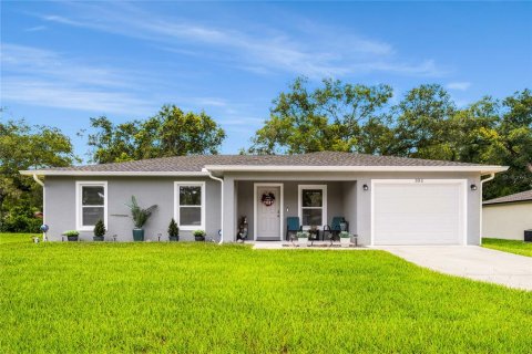 House in Orange City, Florida 3 bedrooms, 111.2 sq.m. № 2223386