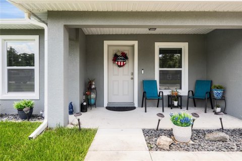 Casa en venta en Orange City, Florida, 3 dormitorios, 111.2 m2 № 2223386 - foto 2