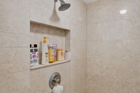Купить кондоминиум в Авентура, Флорида 3 спальни, 244.33м2, № 2024599 - фото 22