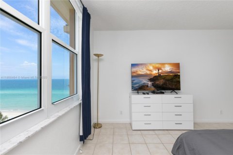 Copropriété à louer à Hollywood, Floride: 1 chambre, 69.21 m2 № 2039744 - photo 11