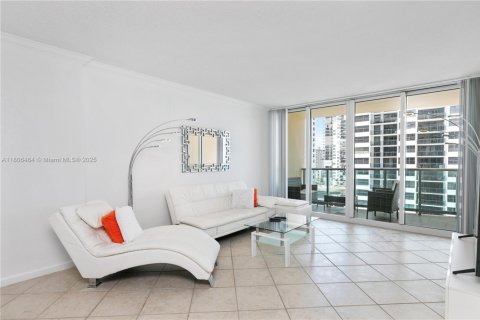 Copropriété à louer à Hollywood, Floride: 1 chambre, 69.21 m2 № 2039744 - photo 3