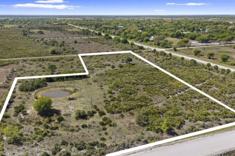 Immobilier commercial à vendre à Okeechobee, Floride № 2078290 - photo 5