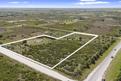 Immobilier commercial à vendre à Okeechobee, Floride № 2078290 - photo 13