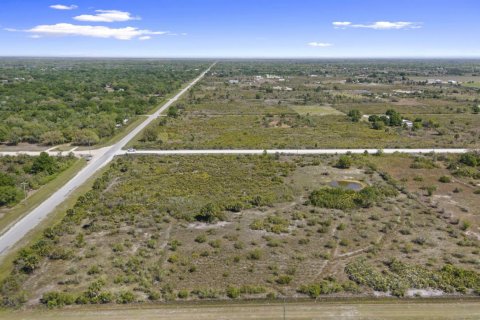 Immobilier commercial à vendre à Okeechobee, Floride № 2078290 - photo 10