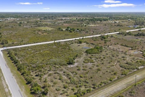 Immobilier commercial à vendre à Okeechobee, Floride № 2078290 - photo 8