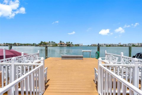 Condominio en venta en Saint Pete Beach, Florida, 1 dormitorio, 43.66 m2 № 2148846 - foto 30