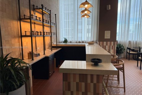 Condo in Miami, Florida, 2 bedrooms  № 2052801 - photo 20