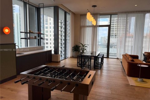 Condo in Miami, Florida, 2 bedrooms  № 2052801 - photo 26