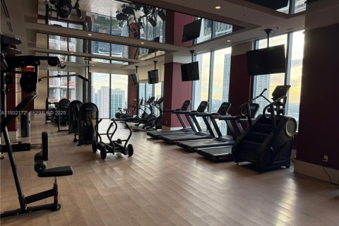 Condo in Miami, Florida, 2 bedrooms  № 2052801 - photo 29