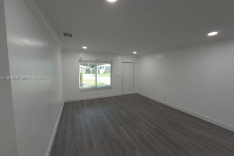 Villa ou maison à louer à Hollywood, Floride: 3 chambres, 135.54 m2 № 2046335 - photo 24