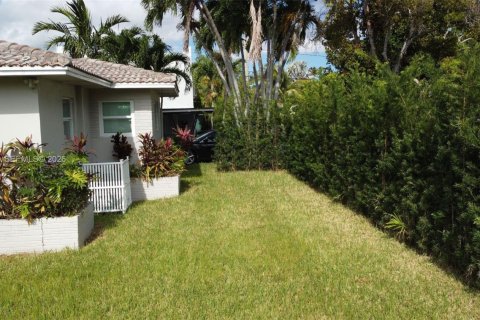 Villa ou maison à louer à Hollywood, Floride: 3 chambres, 135.54 m2 № 2046335 - photo 7