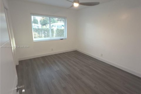 Villa ou maison à louer à Hollywood, Floride: 3 chambres, 135.54 m2 № 2046335 - photo 25