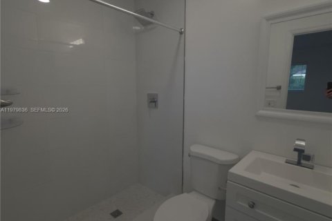 Villa ou maison à louer à Hollywood, Floride: 3 chambres, 135.54 m2 № 2046335 - photo 27