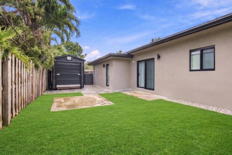 Villa ou maison à vendre à Fort Lauderdale, Floride: 4 chambres, 248.42 m2 № 2387930 - photo 7