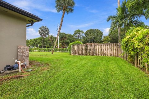 Villa ou maison à vendre à Fort Lauderdale, Floride: 4 chambres, 248.42 m2 № 2387930 - photo 8
