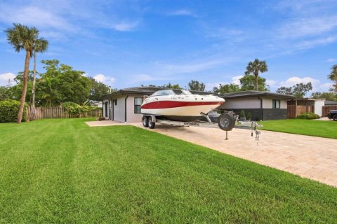 Villa ou maison à vendre à Fort Lauderdale, Floride: 4 chambres, 248.42 m2 № 2387930 - photo 5