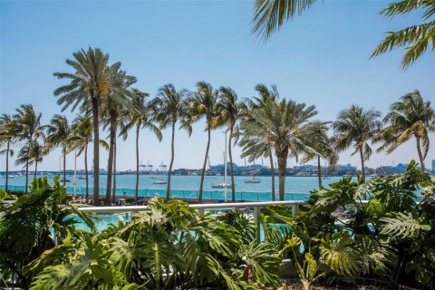 Купить кондоминиум в Майами-Бич, Флорида 1 спальня, 67.45м2, № 1921300 - фото 2