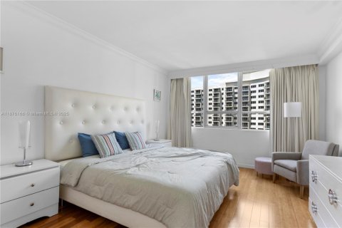 Купить кондоминиум в Майами-Бич, Флорида 1 спальня, 67.45м2, № 1921300 - фото 11