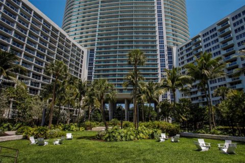 Купить кондоминиум в Майами-Бич, Флорида 1 спальня, 67.45м2, № 1921300 - фото 18