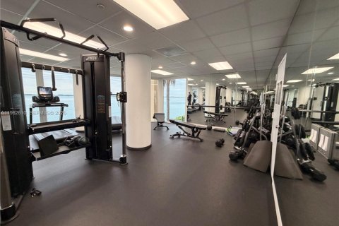 Condo in Miami, Florida, 1 bedroom  № 2023790 - photo 13