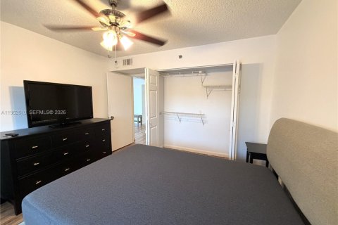 Condo in Miami, Florida, 1 bedroom  № 2023790 - photo 10