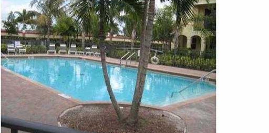 Adosado en West Palm Beach, Florida 2 dormitorios, 100.89 m2 № 1161929