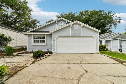 House in Sanford, Florida 3 bedrooms, 120.77 sq.m. № 2297042