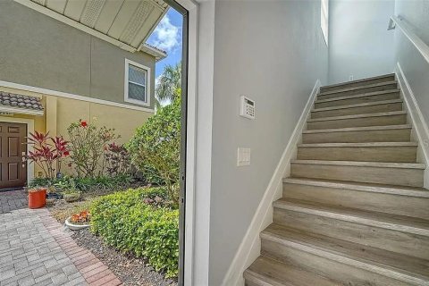 Condominio en alquiler en Sarasota, Florida, 3 dormitorios, 131.64 m2 № 1866328 - foto 3