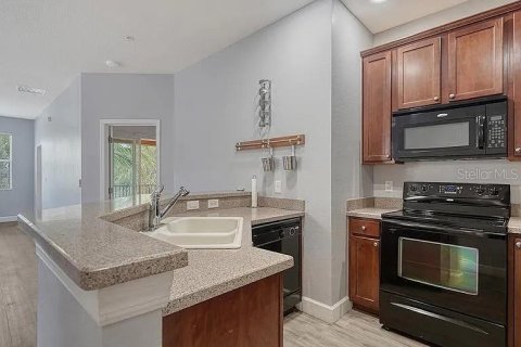 Condominio en alquiler en Sarasota, Florida, 3 dormitorios, 131.64 m2 № 1866328 - foto 6