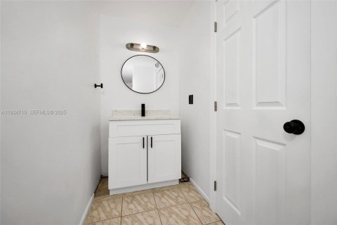 Casa en alquiler en Fort Lauderdale, Florida, 2 dormitorios, 83.61 m2 № 1992921 - foto 14