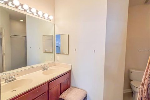 Townhouse in DeLand, Florida 3 bedrooms, 152.08 sq.m. № 1649590 - photo 8