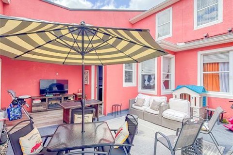Townhouse in DeLand, Florida 3 bedrooms, 152.08 sq.m. № 1649590 - photo 13