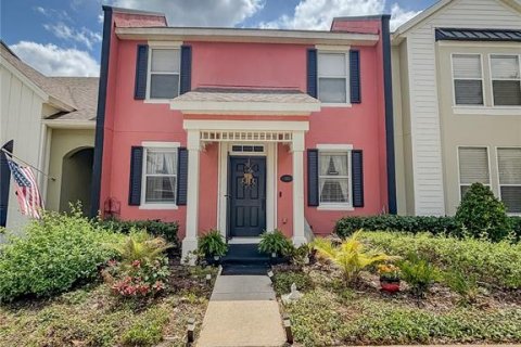 Townhouse in DeLand, Florida 3 bedrooms, 152.08 sq.m. № 1649590 - photo 15
