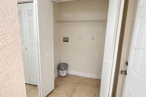 Appartement à louer à Orlando, Floride: 2 chambres, 90.67 m2 № 2430889 - photo 9