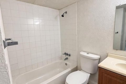 Appartement à louer à Orlando, Floride: 2 chambres, 90.67 m2 № 2430889 - photo 20