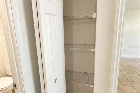 Appartement à louer à Orlando, Floride: 2 chambres, 90.67 m2 № 2430889 - photo 18