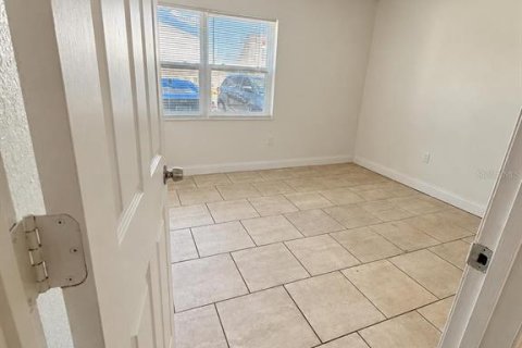 Appartement à louer à Orlando, Floride: 2 chambres, 90.67 m2 № 2430889 - photo 14