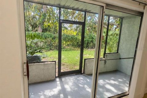 Appartement à louer à Orlando, Floride: 2 chambres, 90.67 m2 № 2430889 - photo 22