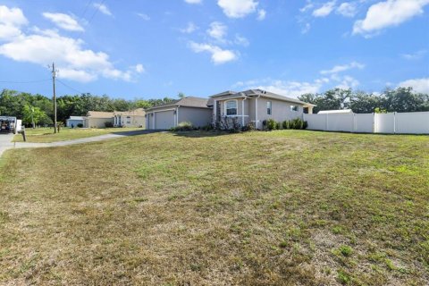 Villa ou maison à vendre à Crystal River, Floride: 3 chambres, 161.46 m2 № 1737412 - photo 2
