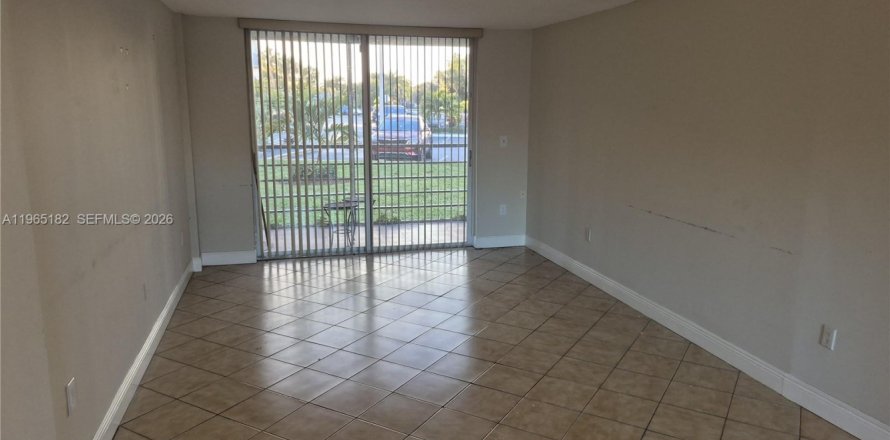 Condominio en Miami, Florida, 2 dormitorios № 2027163