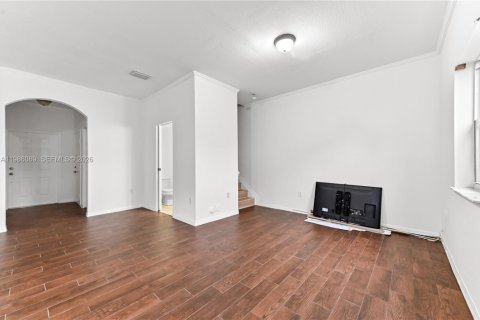 Touwnhouse à louer à Miramar, Floride: 3 chambres, 143.91 m2 № 2047638 - photo 13