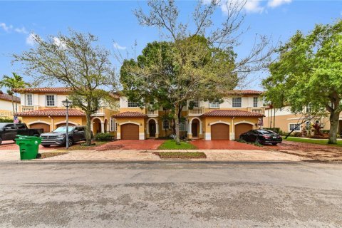 Touwnhouse à Miramar, Floride 3 chambres, 143.91 m2 № 2047638