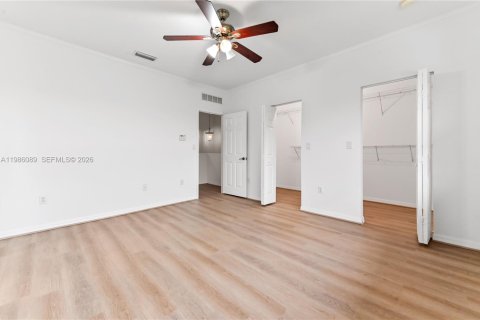 Touwnhouse à louer à Miramar, Floride: 3 chambres, 143.91 m2 № 2047638 - photo 26