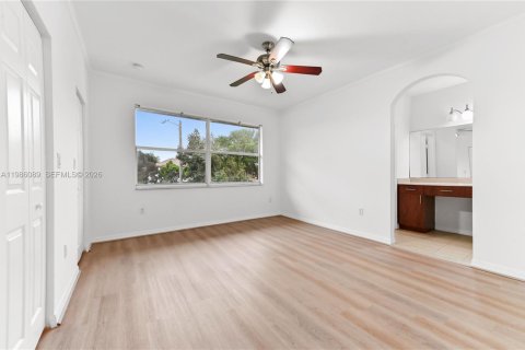 Touwnhouse à louer à Miramar, Floride: 3 chambres, 143.91 m2 № 2047638 - photo 24